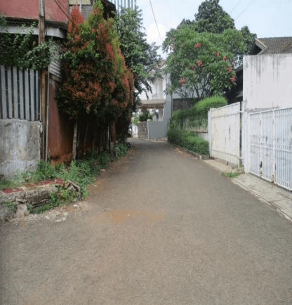 Rumah Nyaman dan Strategis (Menteng Dalam) - Foto 2