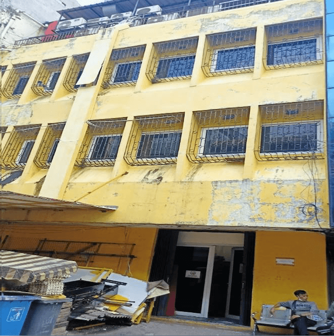 Miliki Segera! Ruko Dengan Lokasi Strategis Dan Ramai