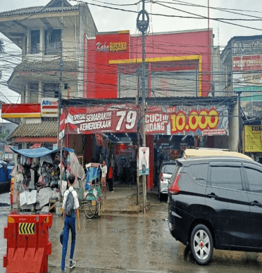 Ruko Strategis di Dayeuhkolot Bandung Siap Pakai Untuk Fashion